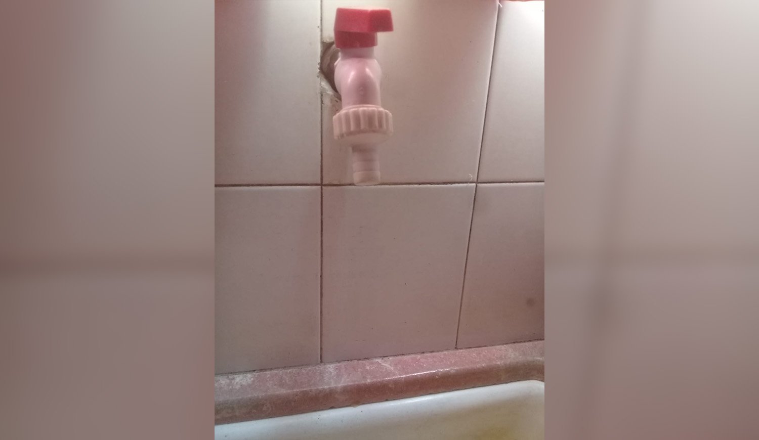 Innumerables reclamos y corte de tránsito por falta de agua en la ...