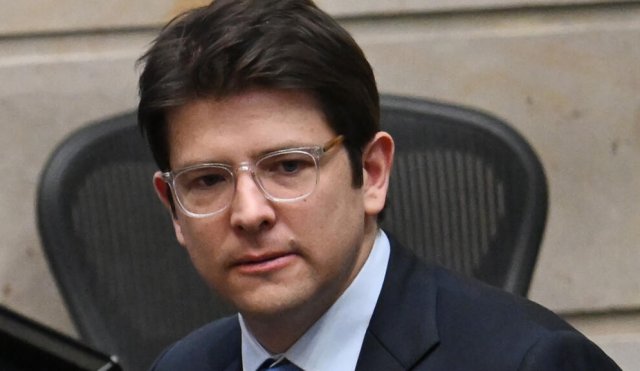 Miguel Uribe 
