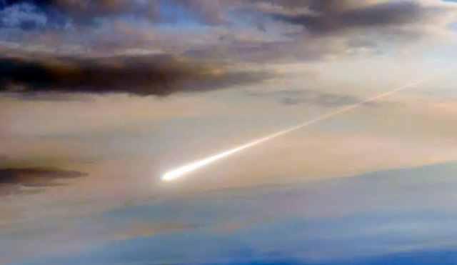 METEORITO